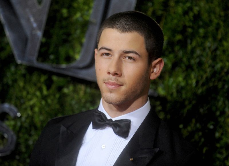 Cobertura de revista Nick Jonas