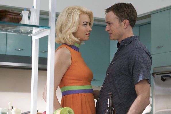 The Astronaut Wives Club : Foto Yvonne Strahovski, Wilson Bethel