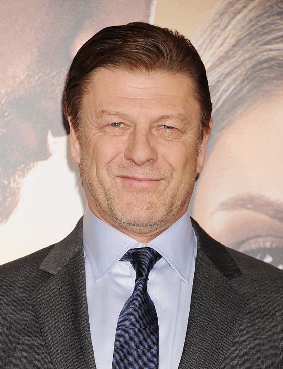 El destino de Júpiter : Cobertura de revista Sean Bean