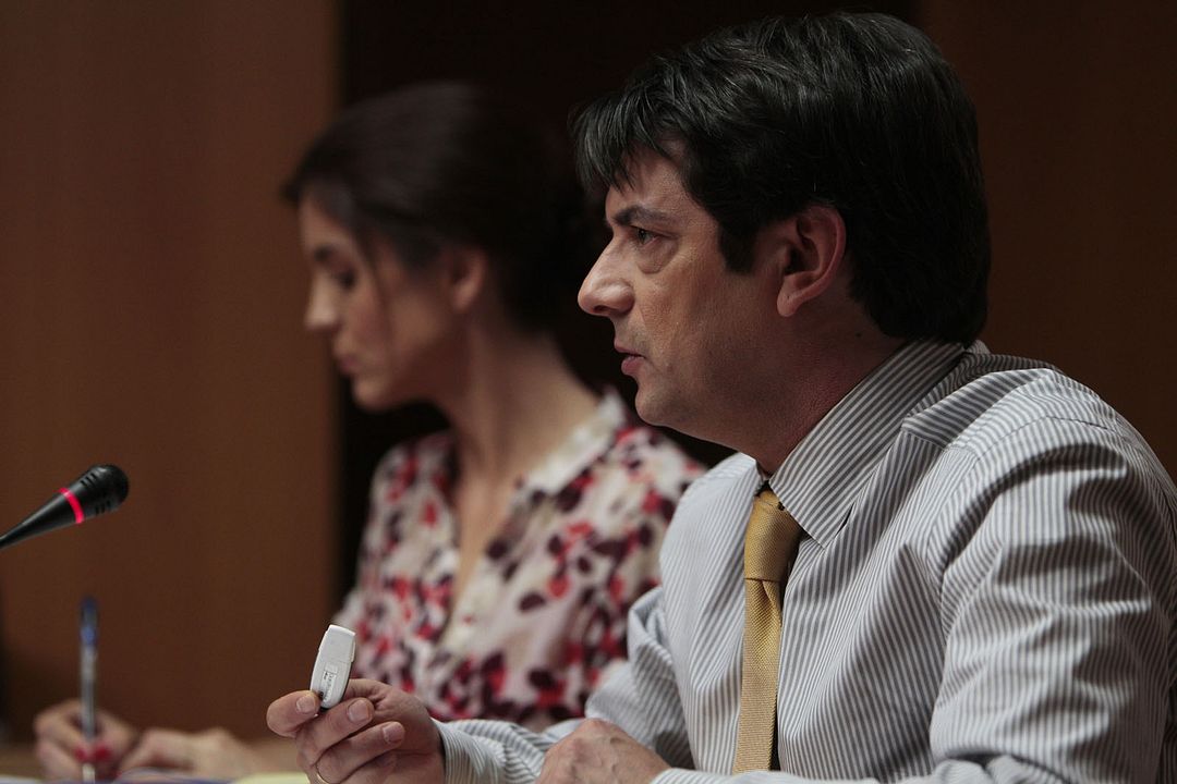 B : Foto Manolo Solo