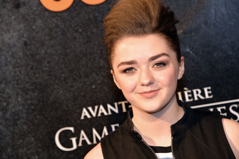 Cobertura de revista Maisie Williams