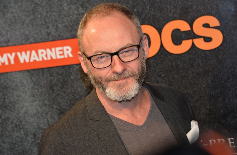 Cobertura de revista Liam Cunningham