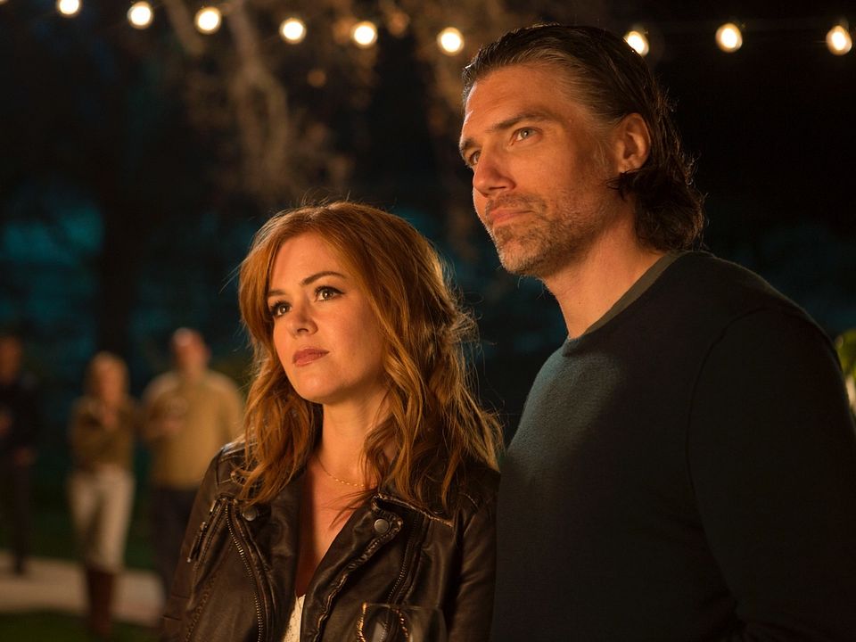 Foto Isla Fisher, Anson Mount