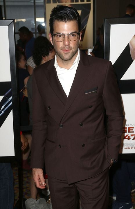 Hitman: Agente 47 : Cobertura de revista Zachary Quinto