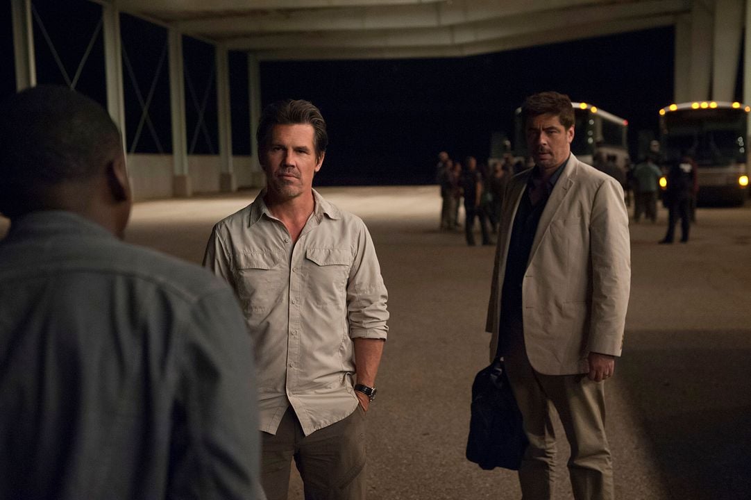 Tierra de nadie : Foto Josh Brolin, Benicio Del Toro