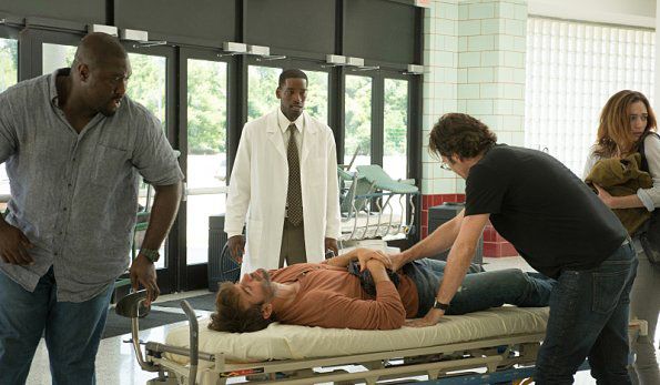 Foto Nonso Anozie, Billy Burke