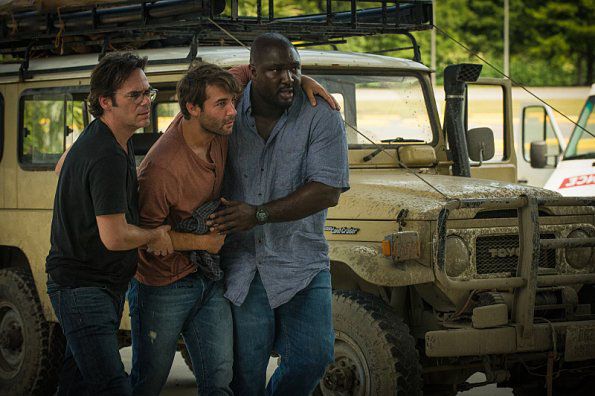 Foto Nonso Anozie, Billy Burke