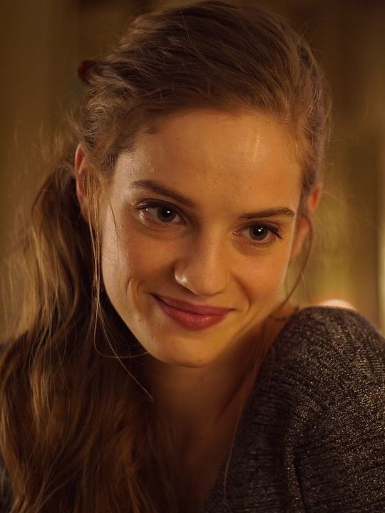 Póster Noémie Schmidt