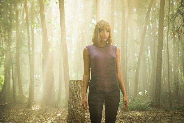 Bajo el domo : Foto Kylie Bunbury