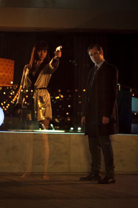 Momentum : Foto Olga Kurylenko, James Purefoy