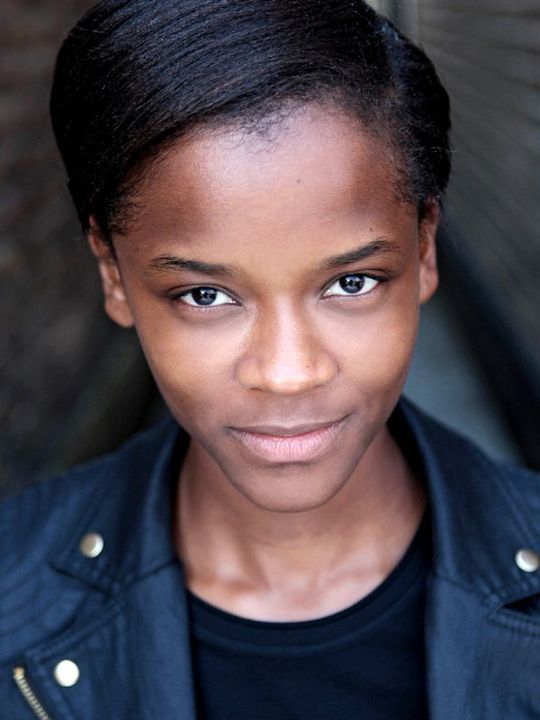 Póster Letitia Wright