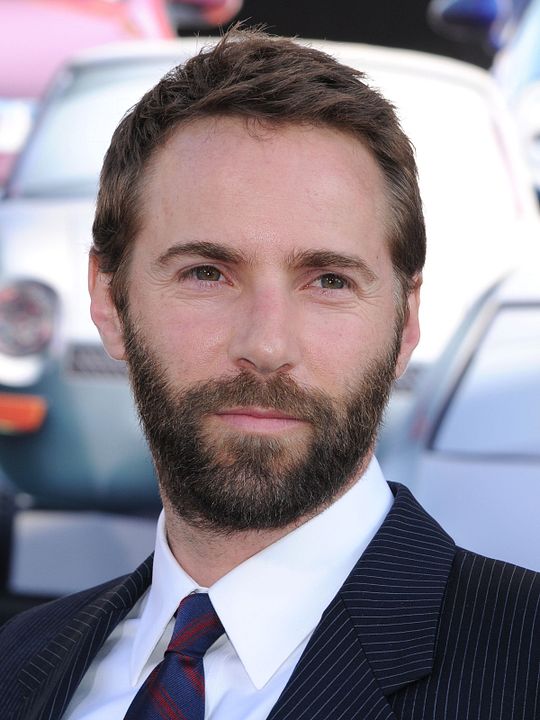 Póster Alessandro Nivola