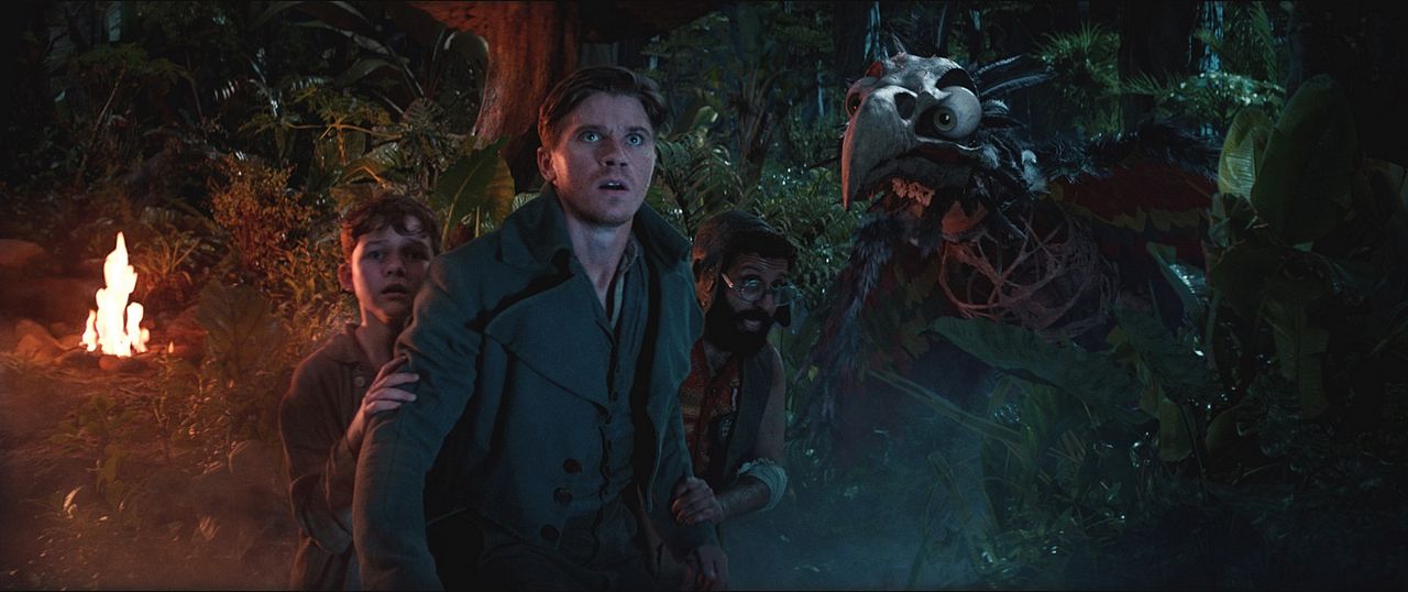 Pan : Foto Adeel Akhtar, Garrett Hedlund