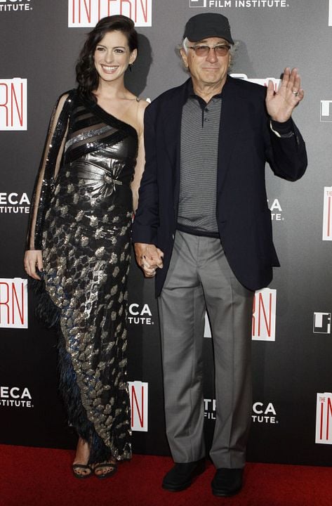 Pasante de moda : Cobertura de revista Anne Hathaway, Robert De Niro