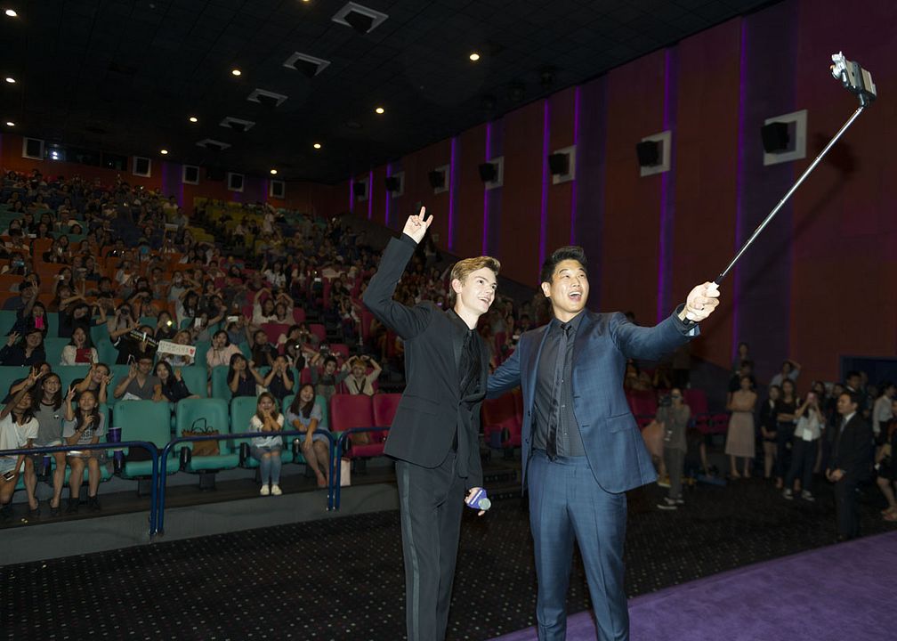 Maze Runner: Prueba de fuego : Cobertura de revista Thomas Brodie-Sangster