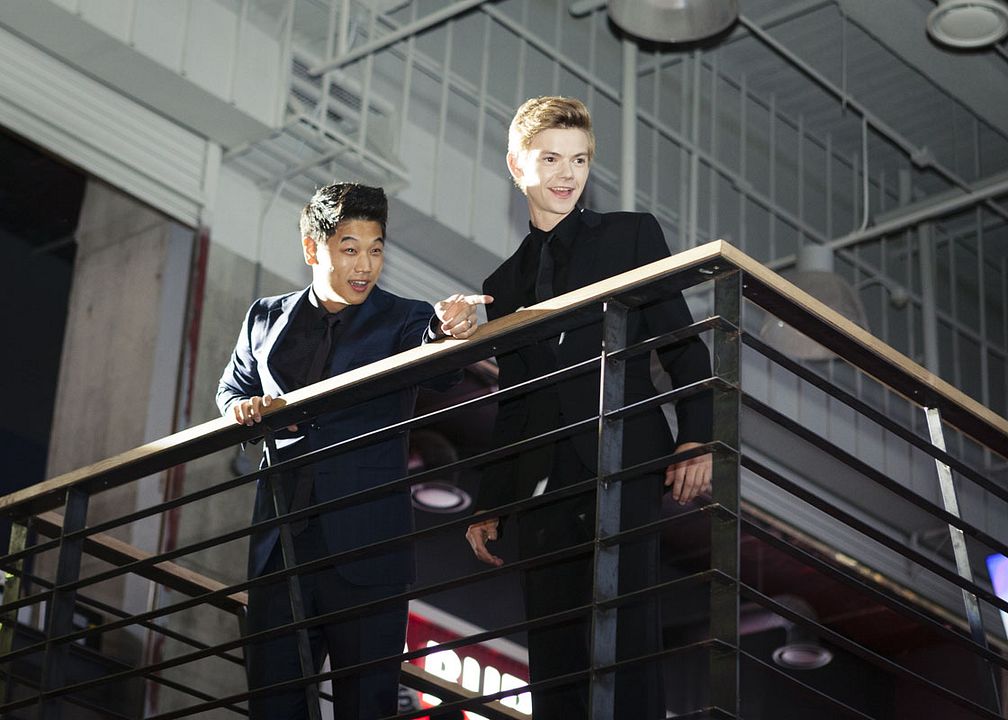 Maze Runner: Prueba de fuego : Cobertura de revista Thomas Brodie-Sangster