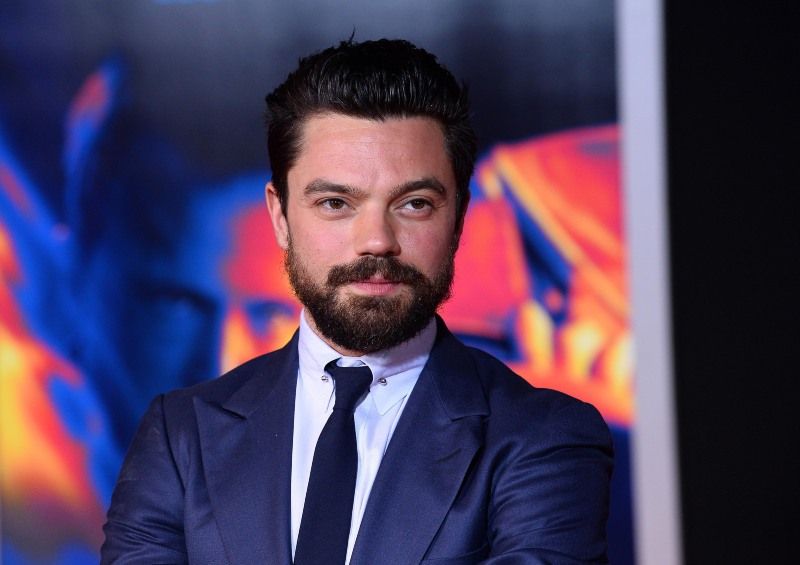 Cobertura de revista Dominic Cooper
