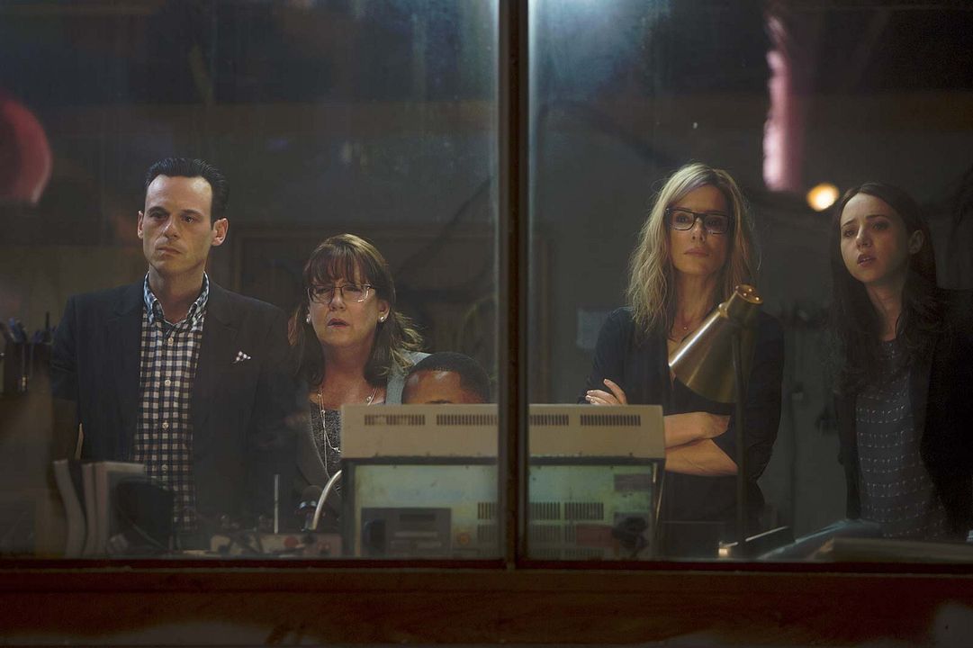 Foto Ann Dowd, Scoot McNairy, Sandra Bullock