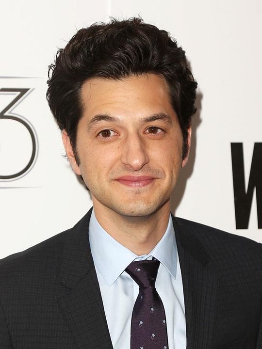 Póster Ben Schwartz