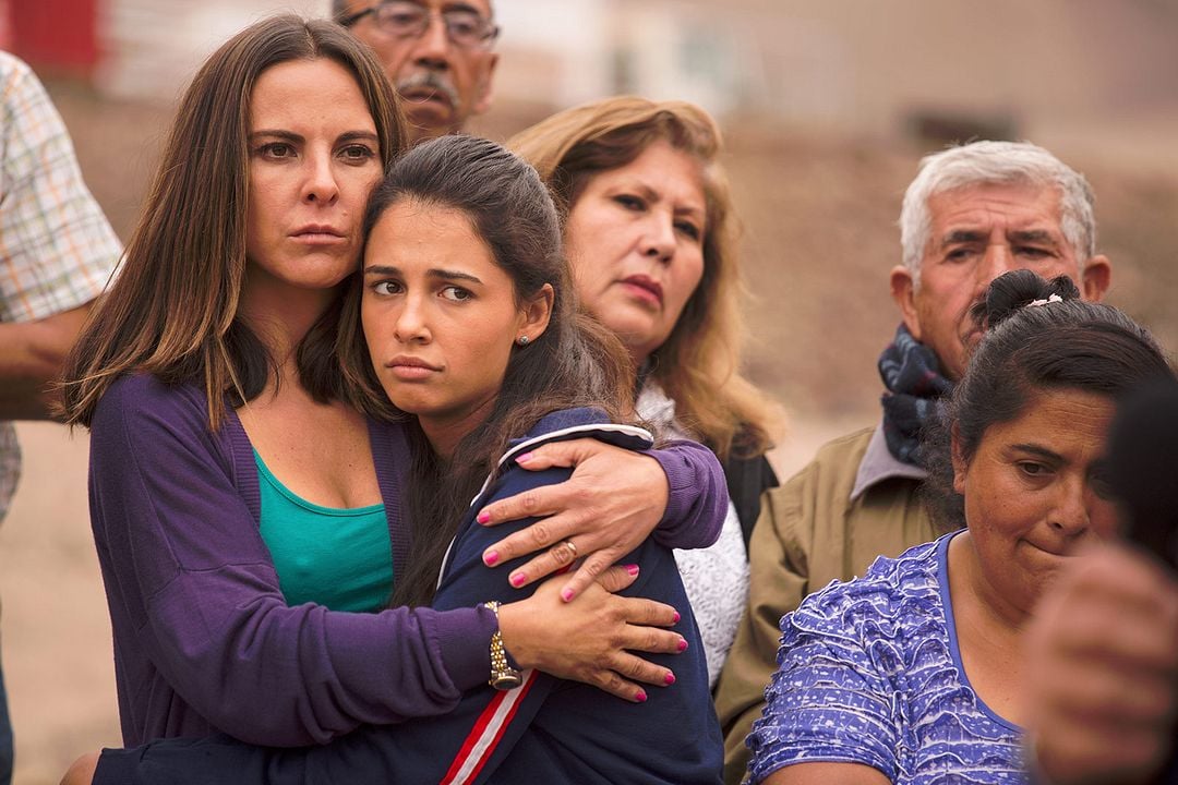 Los 33. Una historia de esperanza : Foto Kate del Castillo, Naomi Scott
