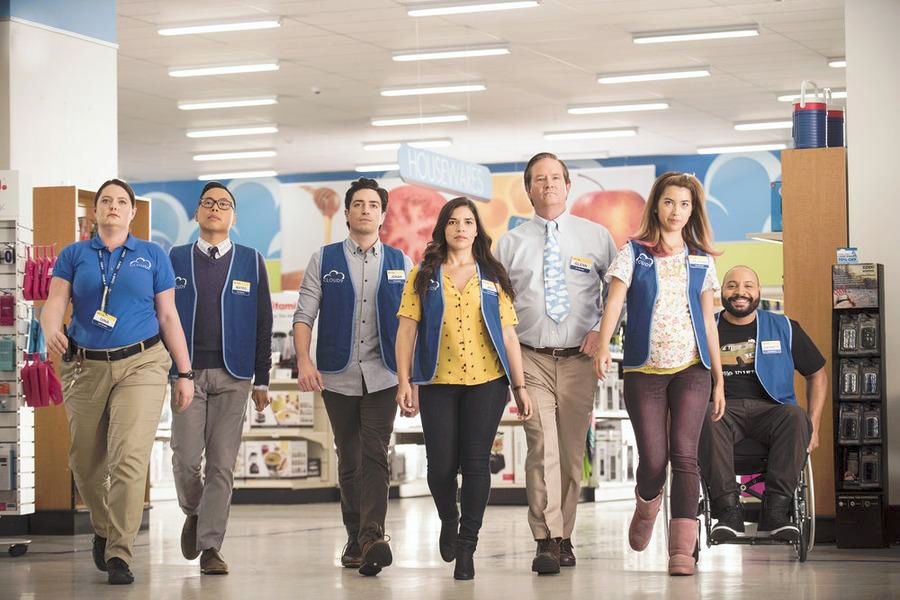 Foto Nico Santos, Ben Feldman, Lauren Ash, Nichole Bloom, America Ferrera