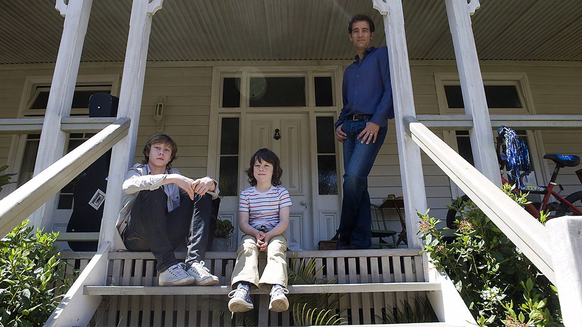 Foto Clive Owen, George MacKay