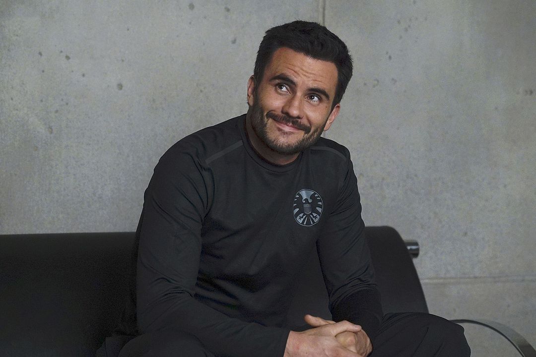 Agentes de S.H.I.E.L.D. : Foto Juan Pablo Raba