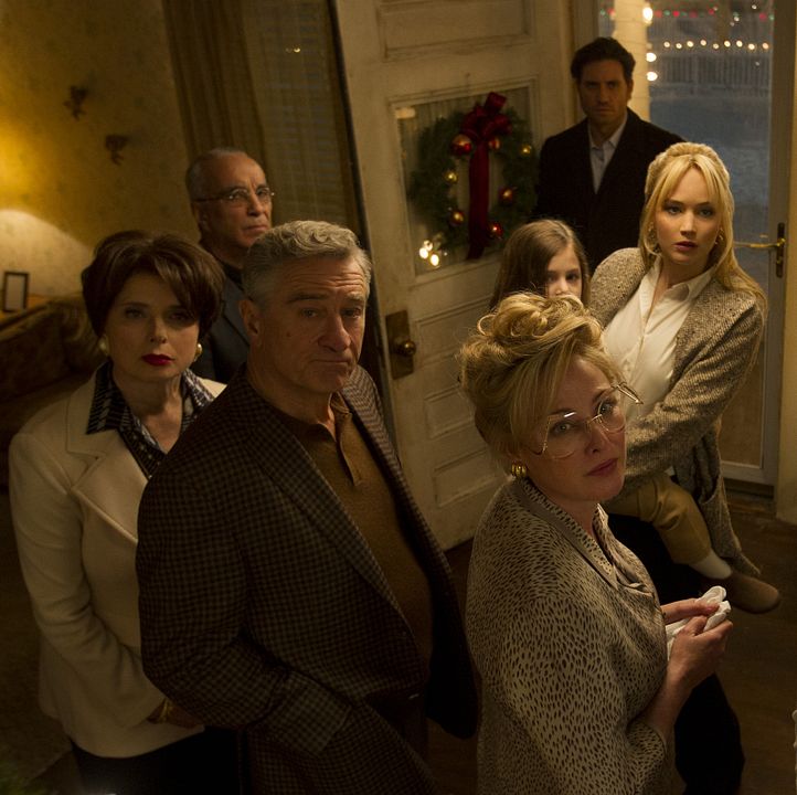 Joy: El nombre del éxito : Foto Robert De Niro, Virginia Madsen, Jennifer Lawrence, Isabella Rossellini, Édgar Ramírez