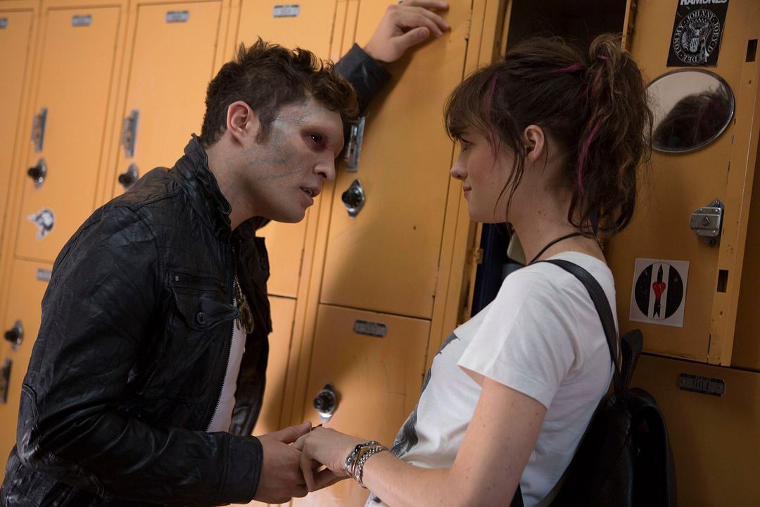 Foto Ed Westwick, Mackenzie Davis