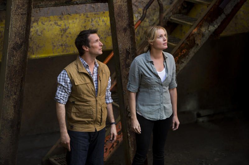 Foto Noah Wyle, Rebecca Romijn