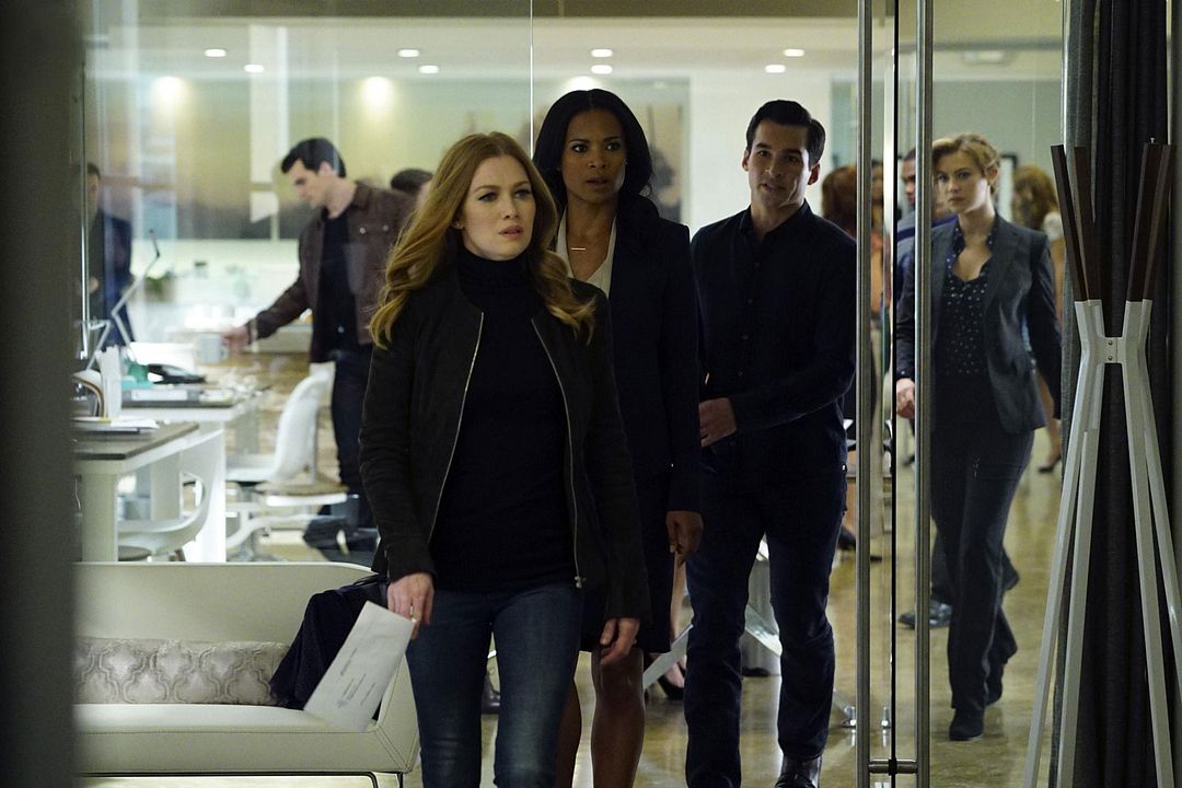 Foto Mireille Enos, Jay Hayden