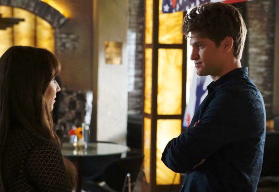 Pretty Little Liars : Foto Troian Bellisario