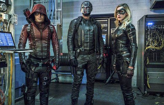 Arrow : Foto Katie Cassidy, Colton Haynes