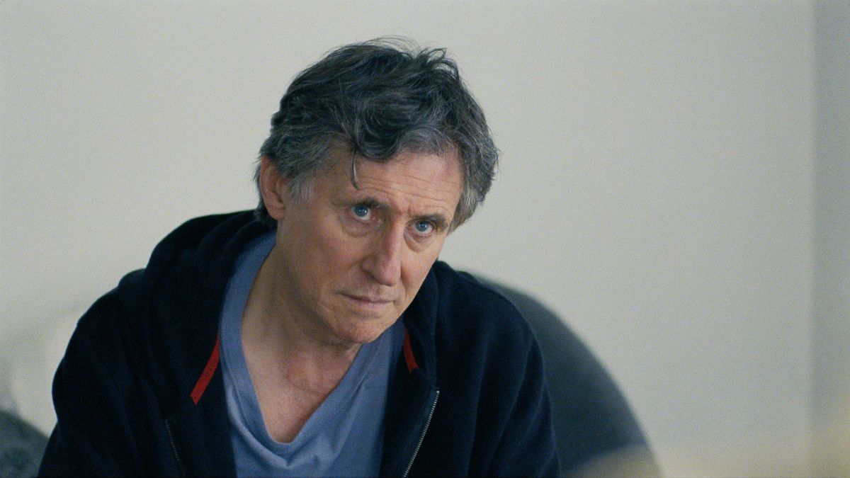 Más fuerte que las bombas : Foto Gabriel Byrne