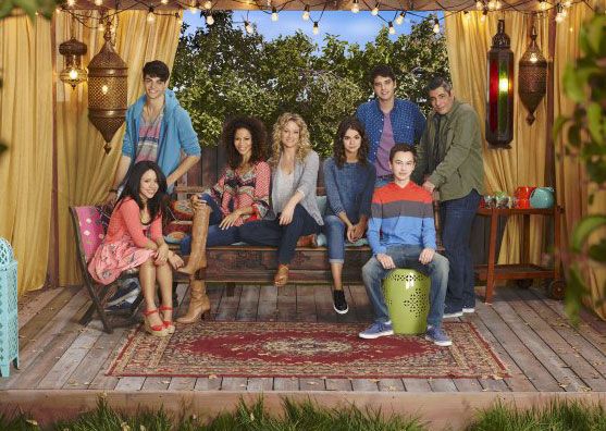 Foto Maia Mitchell, Noah Centineo