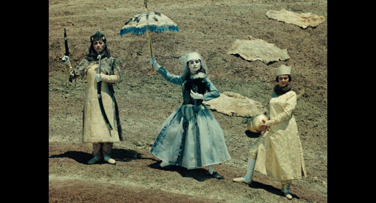 The Color of Pomegranates : Foto