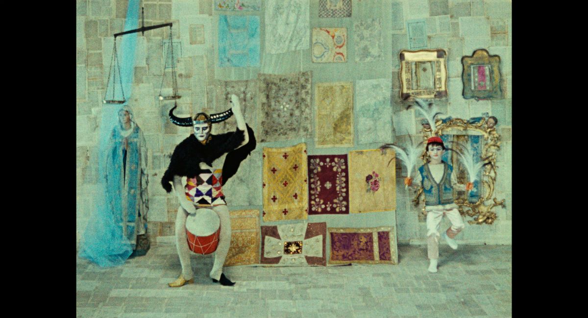 The Color of Pomegranates : Foto