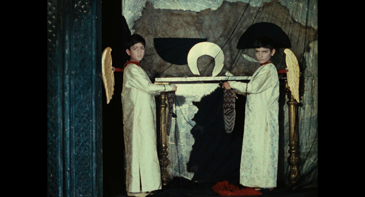 The Color of Pomegranates : Foto