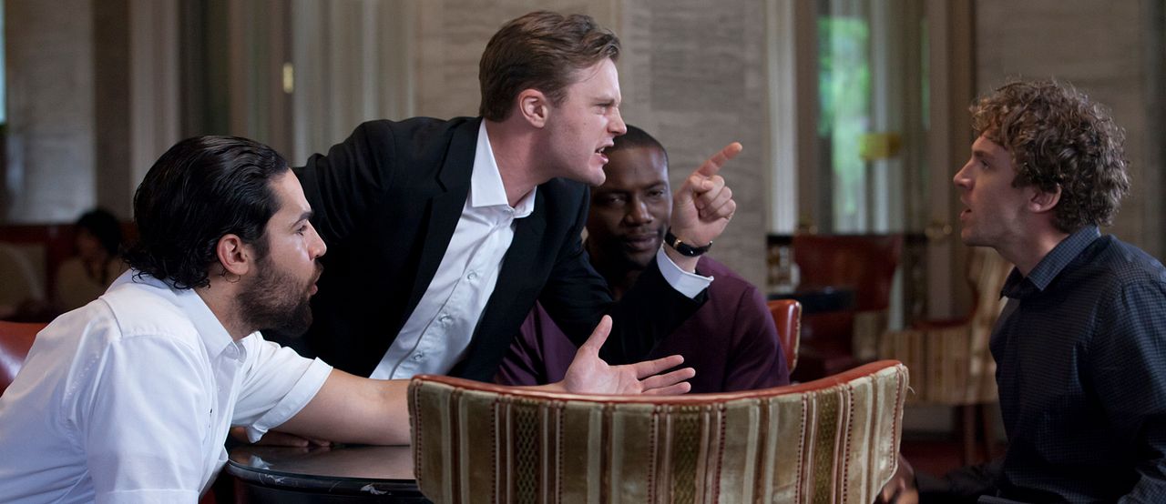 Criminal Activities : Foto Dan Stevens, Christopher Abbott, Michael Pitt