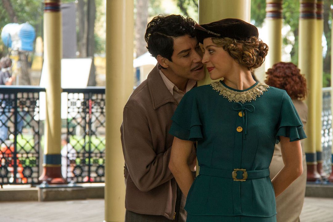 Cantinflas : Foto Ilse Salas, Óscar Jaenada