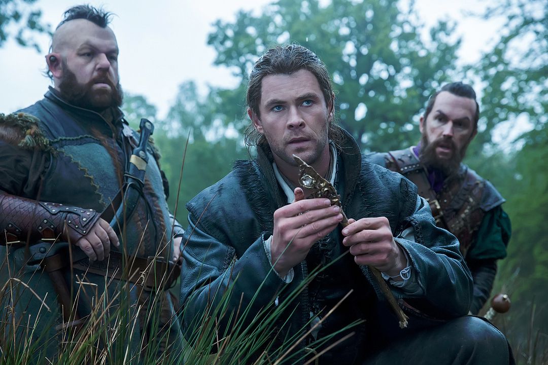 El cazador y la reina del hielo : Foto Chris Hemsworth, Nick Frost