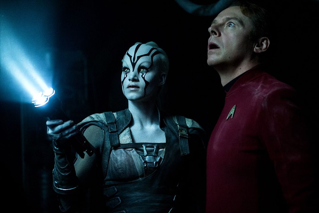 Star Trek: Sin límites : Foto Simon Pegg, Sofia Boutella