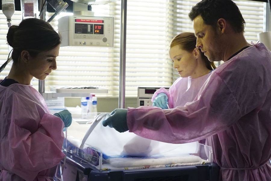 Grey's Anatomy : Foto Justin Chambers (I), Samantha Sloyan, Caterina Scorsone