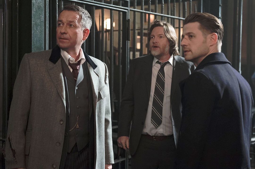 Póster Sean Pertwee, Ben McKenzie, Donal Logue