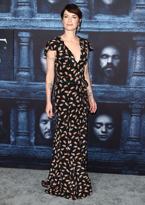 Cobertura de revista Lena Headey