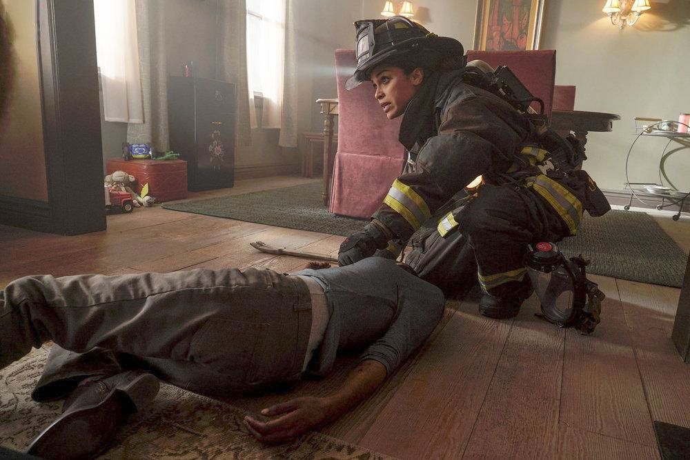 Chicago Fire : Foto Monica Raymund