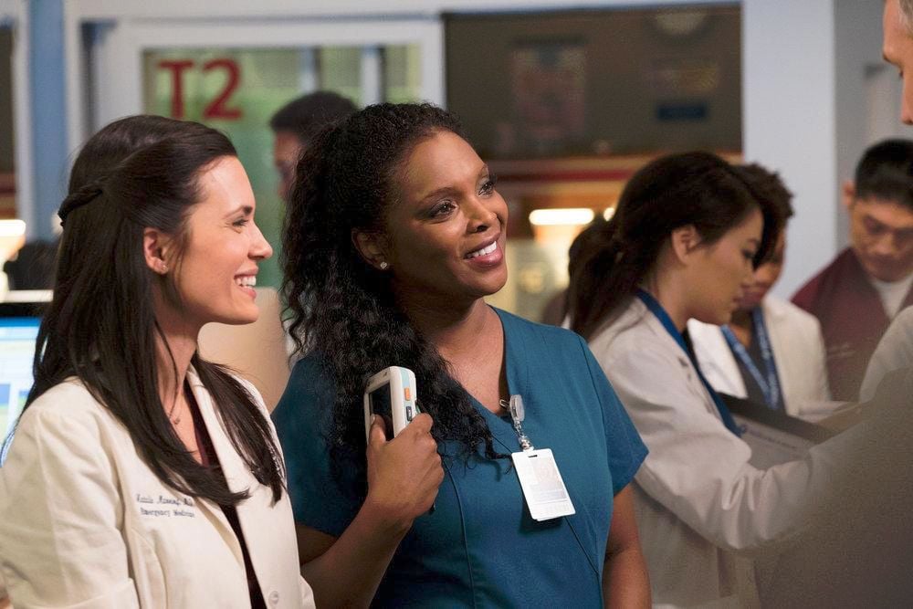 Chicago Med : Foto Marlyne Barrett, Torrey DeVitto