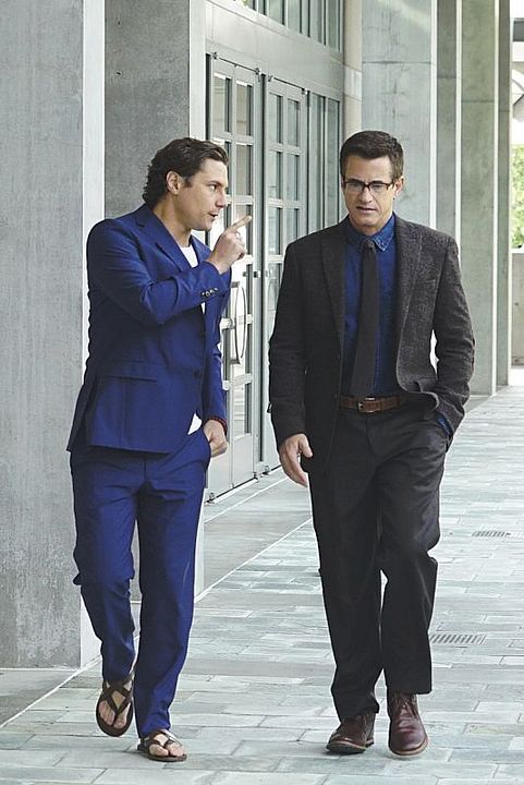 Foto Dermot Mulroney, Augustus Prew