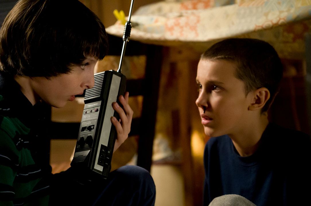 Foto Millie Bobby Brown, Finn Wolfhard