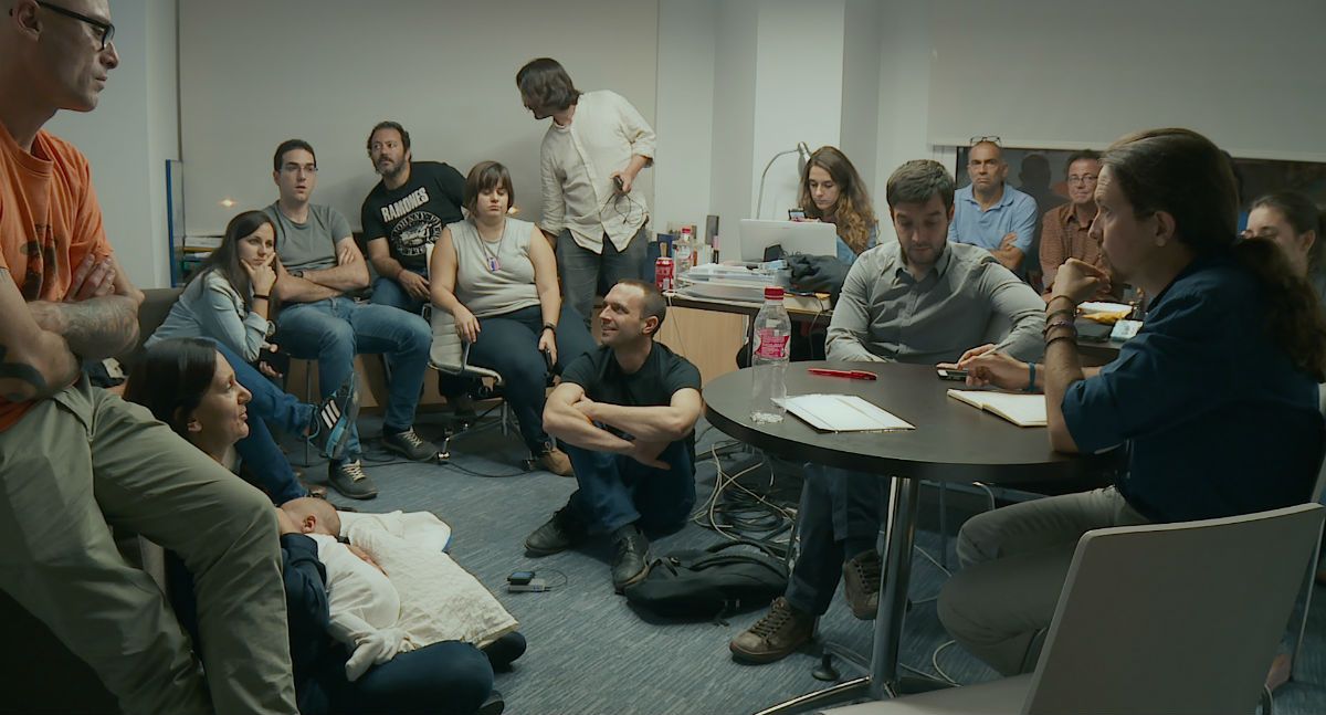 Política, Manual de Instrucciones : Foto